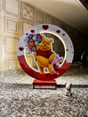 Winnie The Pooh Piglet Renkli Masa Lambası Ahşap